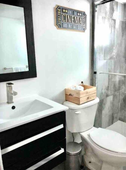 Groveo6 10 Minutes From The Beach Miami Extérieur photo